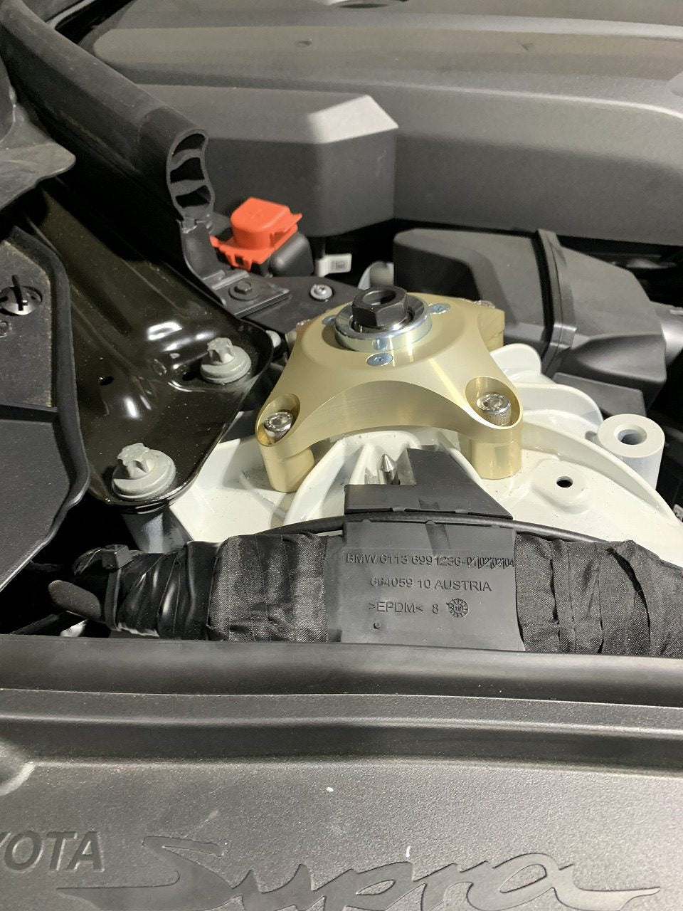 REVOLUTION DOUBLE UPPER MOUNT SUSPENSION KIT FOR TOYOTA SUPRA A90 A90-DUMSK