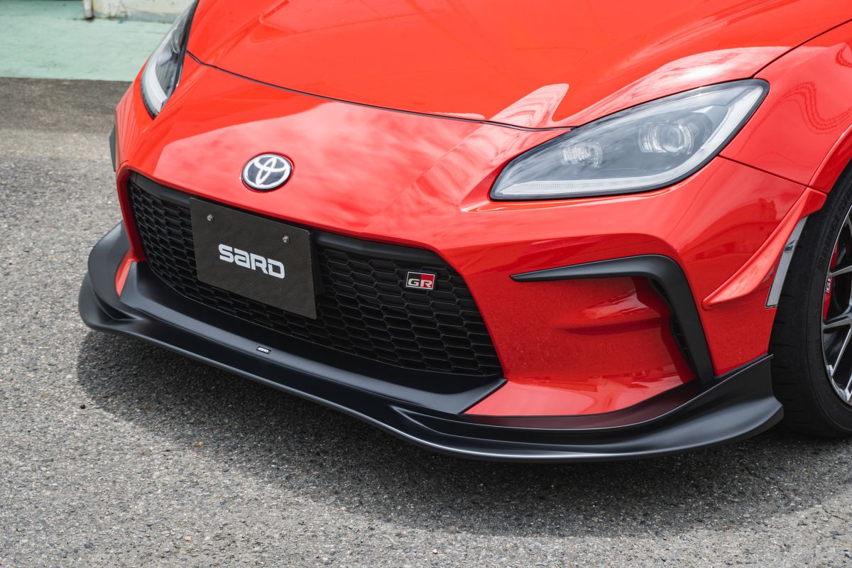 SARD GT1 FRONT HALF SPOILER CARBON CLEAR COATED FOR TOYOTA GR86 ZN8 81108