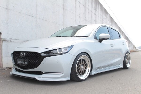 GARAGE VARY FRONT LIP SPOILER + FRONT SPLITTER SET FOR MAZDA2 DJ 21-2005
