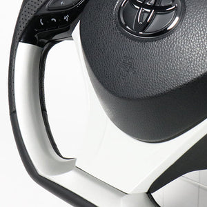 REAL ORIGINAL SERIES SET PLATE TYPE + UNDER PAD SET SILVER PLATE STEERING + WHITE UNDER PAD BLACK EURO STITCH STEERING WHEEL FOR TOYOTA C-HR 10 50  X10N-SLP-SLP-WHP