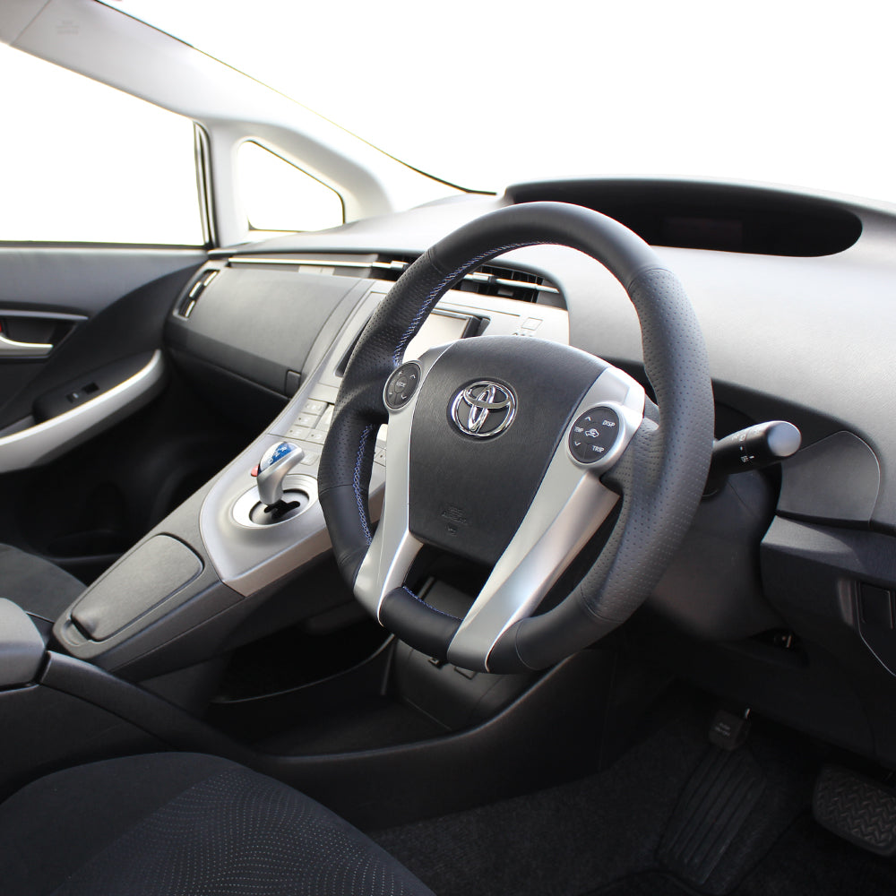 REAL PREMIUM SERIES OVAL SHAPE NAPPA ALL LEATHER BLUE X SILVER EURO STITCH STEERING WHEEL FOR DAIHATSU MOBIUS ZVW41N  30-BS-LPB