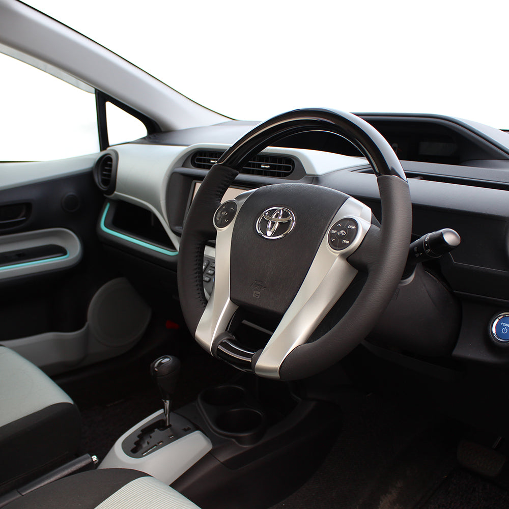 REAL ORIGINAL SERIES OVAL SHAPE PEARL BLACK BLACK STITCH STEERING WHEEL FOR DAIHATSU MOBIUS ZVW41N  30-1-BKP