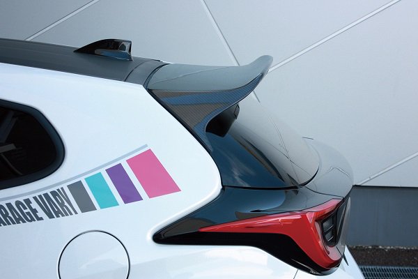 GARAGE VARY REAR ROOF SPOILER TWILL CARBON FOR TOYOTA GR YARIS GXPA16 10 30-8006