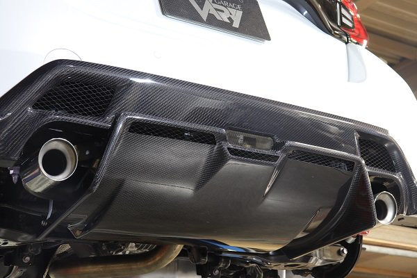GARAGE VARY CENTER DIFFUSER TWILL CARBON FOR TOYOTA GR YARIS GXPA16 10 30-8010
