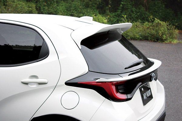 GARAGE VARY GATE SPOILER FOR TOYOTA YARIS 34-1006