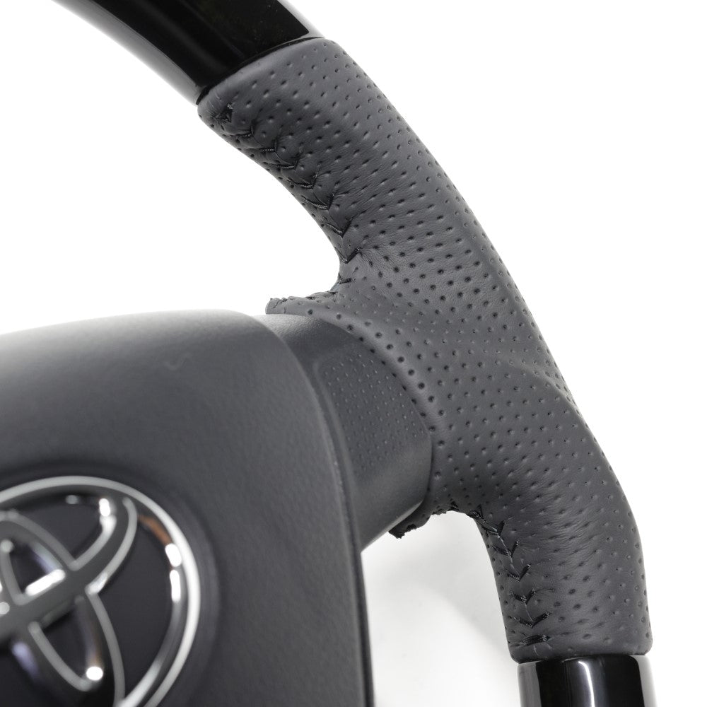 REAL ORIGINAL SERIES SOFT D SHAPE BLACK WOOD BLACK STITCH STEERING WHEEL FOR DAIHATSU MIRA ES LA350S LA360S  DIA-BKW-BK