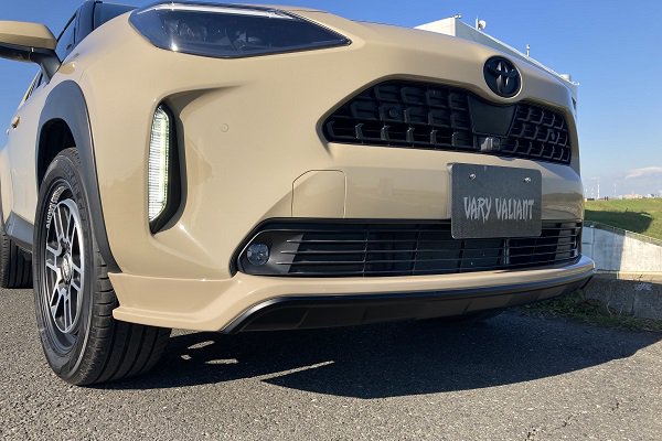 GARAGE VARY FRONT LIP SPOILER URETHANE FOR TOYOTA YARIS CROSS 34-2001