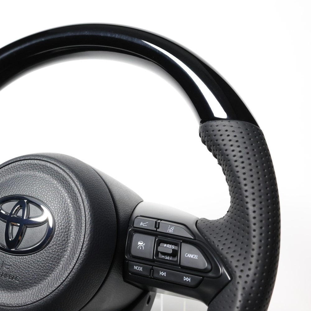 REAL ORIGINAL SERIES D SHAPE PIANO BLACK BLACK STITCH STEERING WHEEL FOR TOYOTA YARIS CROSS MXPJ10 MXPB10 TYJ-PBW