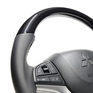 REAL ORIGINAL SERIES SOFT D SHAPE PIANO BLACK BLACK STITCH STEERING WHEEL FOR MITSUBISHI DELICA D:2 MB37S  SZC-PBW-BK
