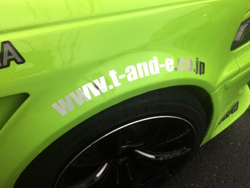 CAR MAKE T&E URL ROUND STICKER 2 PIECES SET (FOR FENDER) WHITE FOR  CARMAKETE-02876