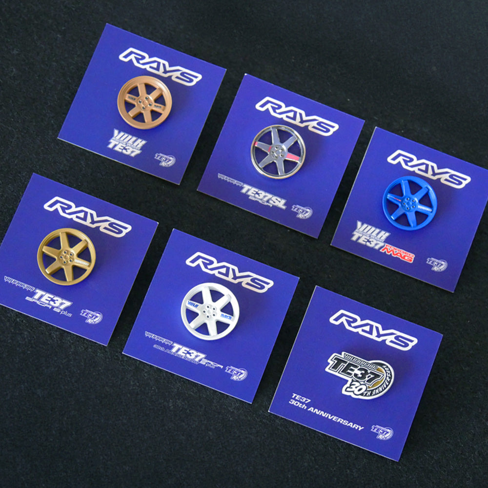 RAYS TE37 30TH RAYS x LEEN CUSTOMS COLLABORATION 30TH LOGO PIN BADGE RFC (RAYS FAN CLUB EXCLUSIVE ITEM) 7499TE3730LOG