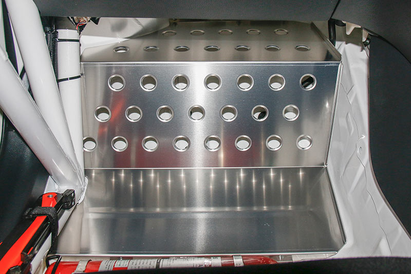 OKUYAMA NAVI FOOTREST For TOYOTA YARIS MXPA10 314-061-0