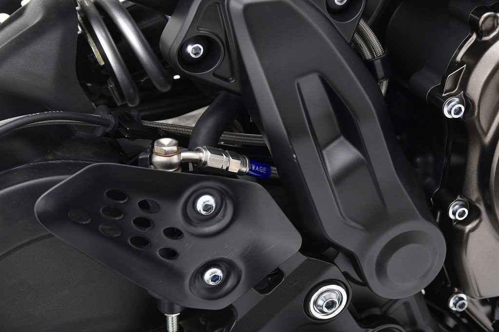 PLOT SWAGE-LINE PRO REAR BRAKE HOSE KIT BLACK STAINLESS STEEL FITTINGS BLACK SMOKE HOSE FOR YAMAHA XSR700 BTPB365R