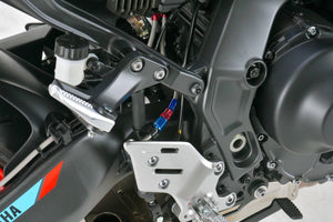 PLOT SWAGE-LINE PRO REAR BRAKE HOSE KIT RED AND BLUE ALUMINUM FITTINGS BLACK SMOKE HOSE FOR YAMAHA MT-09 SAPB369R
