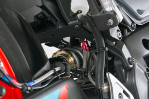 PLOT SWAGE-LINE PRO REAR BRAKE HOSE KIT RED AND BLUE ALUMINUM FITTINGS BLACK SMOKE HOSE FOR YAMAHA MT-09 SAPB369R