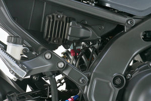 PLOT SWAGE-LINE PRO REAR BRAKE HOSE KIT RED AND BLUE ALUMINUM FITTINGS BLACK SMOKE HOSE FOR YAMAHA MT-09 SAPB369R