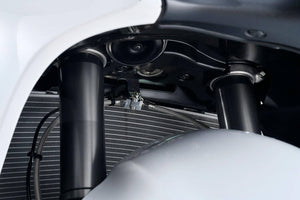 PLOT SWAGE-LINE PRO FRONT BRAKE HOSE KIT TRI-PIECE BLACK STAINLESS STEEL FITTINGS BLACK SMOKE HOSE FOR SUZUKI HAYABUSA BTPB554FT