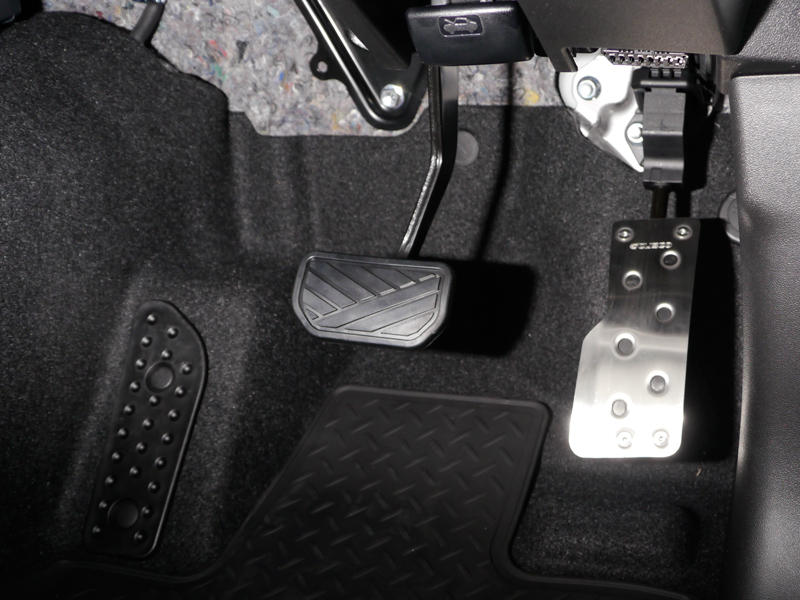 CUSCO SPORTS ACCELERATOR PEDAL FOR SUZUKI JIMNY JB64W JB74W 60M 766 A