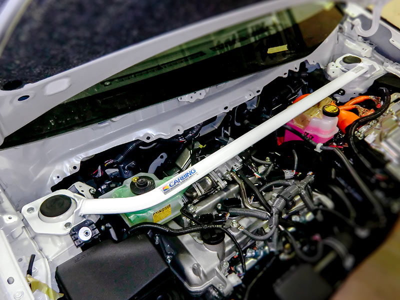 OKUYAMA STRUT TOWER BAR STEEL FRONT I For TOYOTA AQUA NHP10 611-058-0