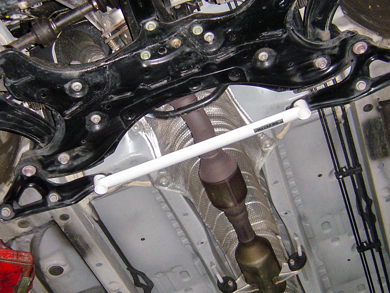 OKUYAMA LOWER ARM BAR FRONT I For TOYOTA WISH ZNE10G 680-044-0