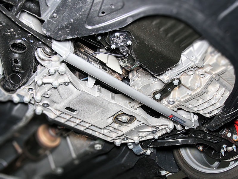 OKUYAMA LOWER ARM BAR I Fr For VW GOLF V GTI 1KAXX 1KAXW 1KBLP 1KAXX 1KAXX 680-730-1