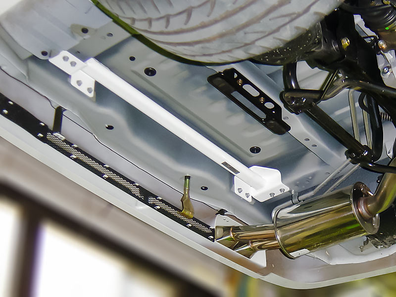 OKUYAMA FRAME BRACE REAR For NISSAN ELGRAND E51 ME51 NE51 MNE51 692-145-0