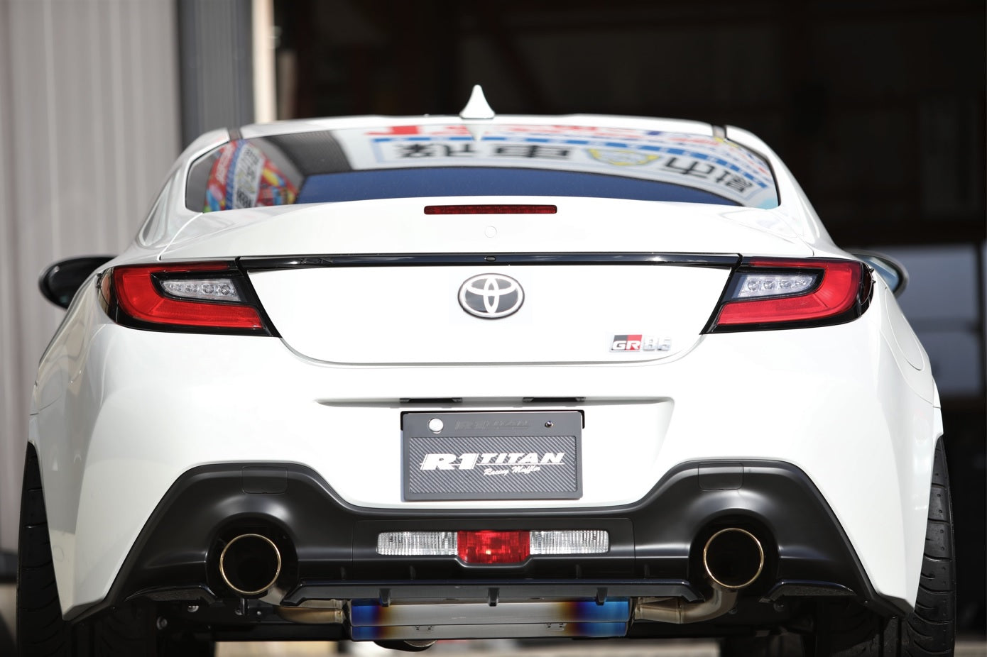 R1 TITAN EXTRA GOLD RING STTI A TAIL FOR TOYOTA GR86 ZD8 FA24 R1-TITAN-00023