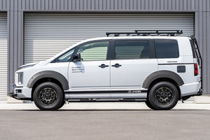 JAOS FENDER GARNISH TYPE-X 9MM PAINTED TOUGH BLACK FOR MITSUBISHI DELICA D:5 (26+) B135307TB