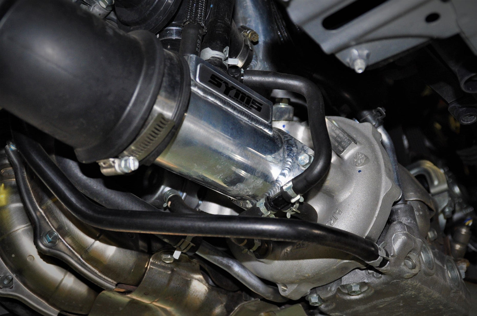 SYMS CHARGE PIPE FOR WRX S4 LEVORG FORESTER SJG FA20 Y2000EG030