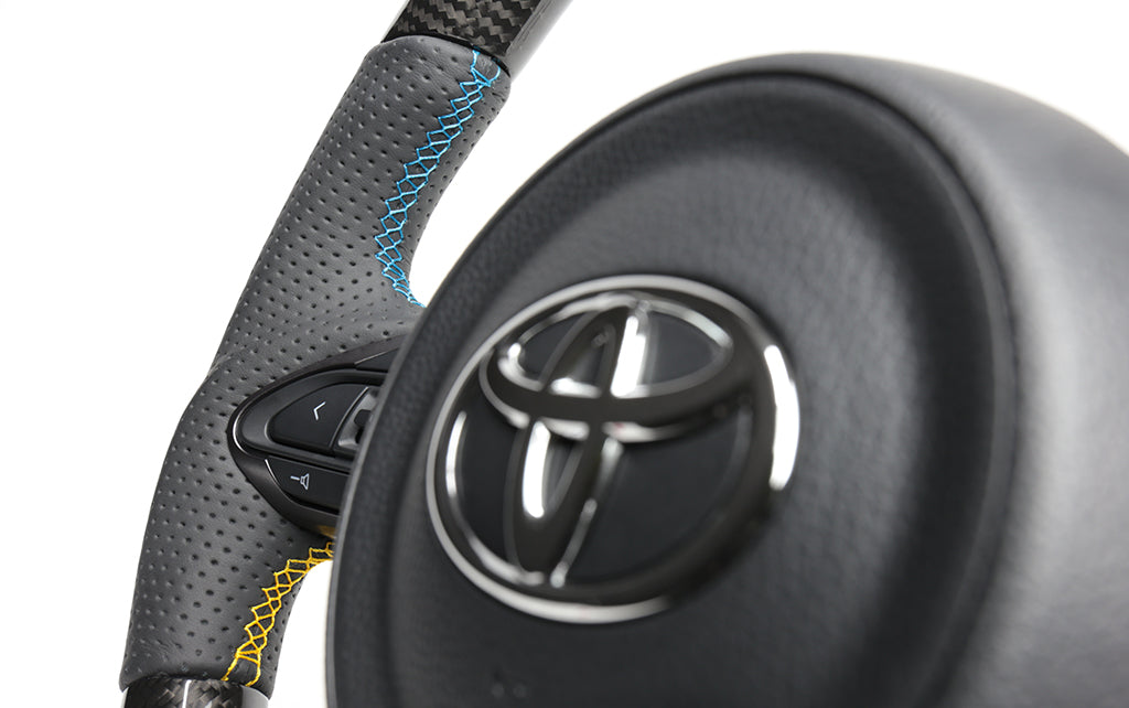 GREDDY STEERING WHEEL BLACK CARBON FOR TOYOTA GR YARIS GXPA16 16610066