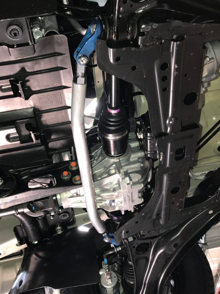 KAWAI WORKS FRONT LOWER ARM BAR FOR MITSUBISHI MINICAB TRUCK DS16T 14/02~ NISSAN NT100 CLIPPER TRUCK DR16T 13/12~'24/05 MAZDA SCRUM TRUCK DG16T 13/09~ SUZUKI CARRY TRUCK DA16T SZ0850-LOF-14