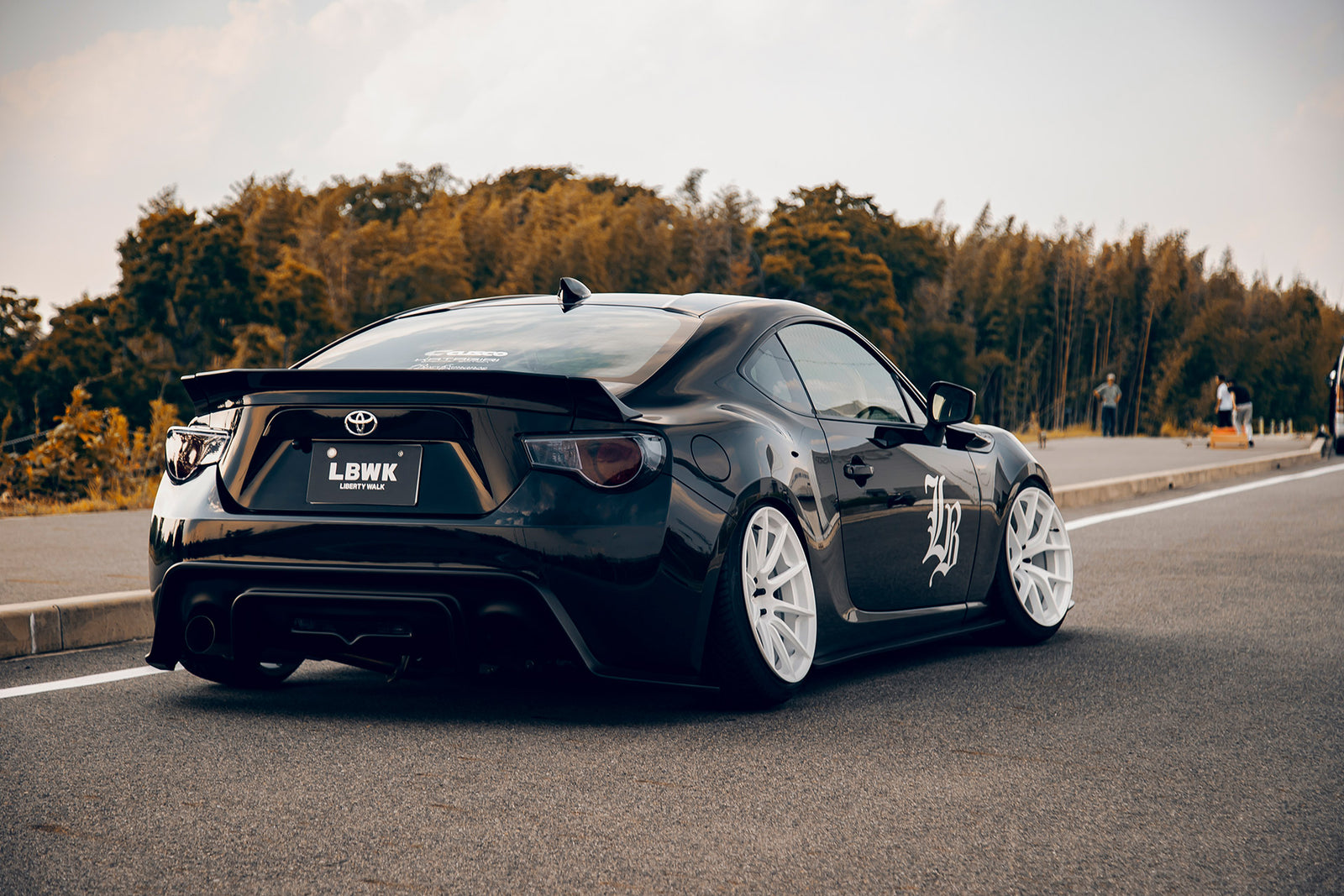 LIBERTY WALK LB★NATION LB FRONT DIFFUSER FOR TOYOTA 86 ZN6  LIBERTY-WALK-00023
