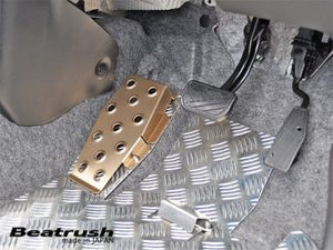 LAILE BEATRUSH DRIVER'S FOOTREST RED For SUZUKI ALTO HA36S S48502DRR