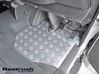 LAILE BEATRUSH FLOOR PANEL DRIVER AND PASSENGER SET SILVER For HIACE VAN TRH200V S71800FPSS