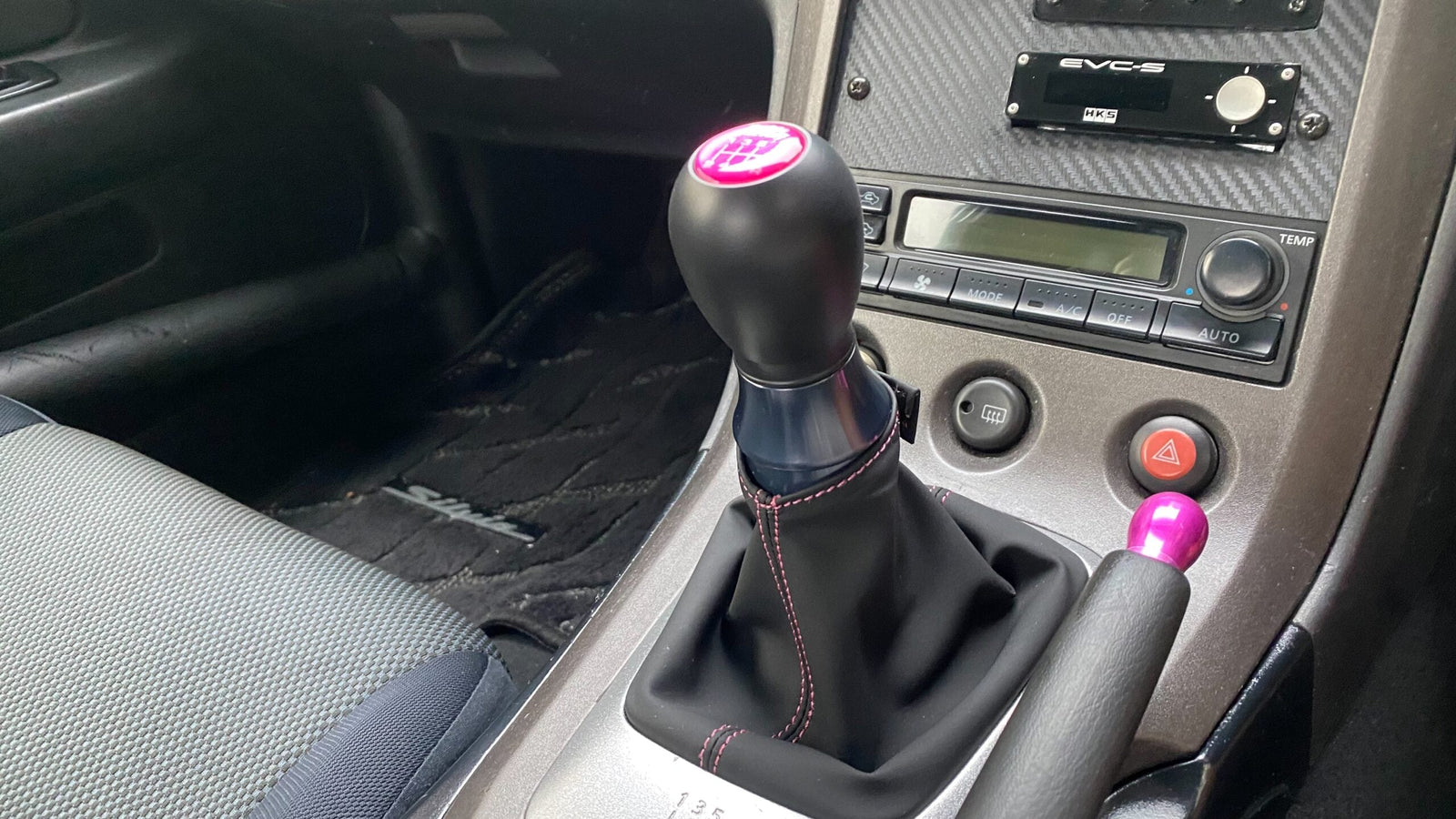 YASHIO FACTORY SILVIA EXCLUSIVE SHIFT KNOB + SHIFT BOOT SET FOR NISSAN SILVIA S13 YASHIO-FACTORY-00074