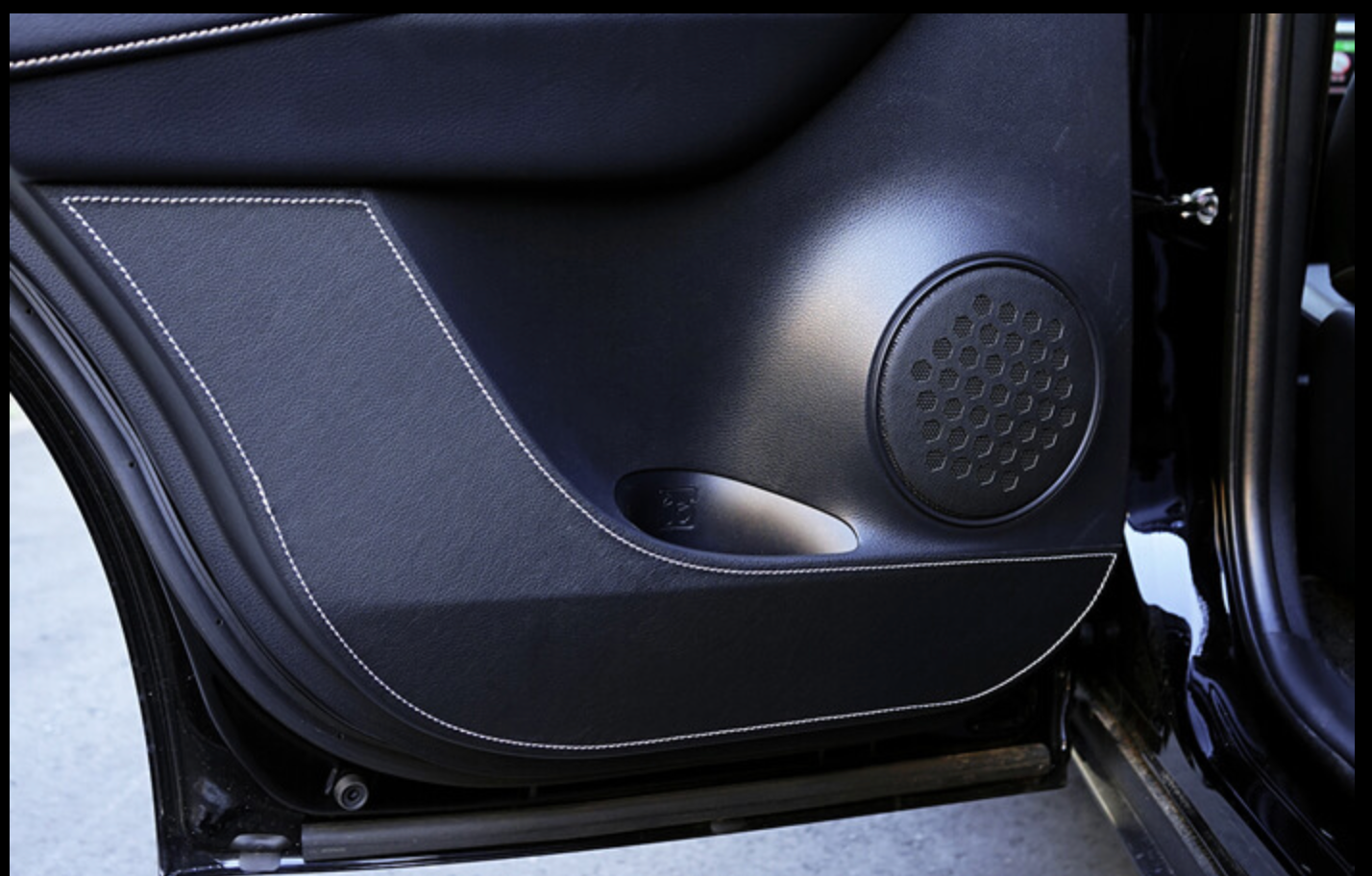 TOMS DOOR KICK PROTECTOR For HARRIER AVU65 ZSU6 ASU6 08471-TAU60