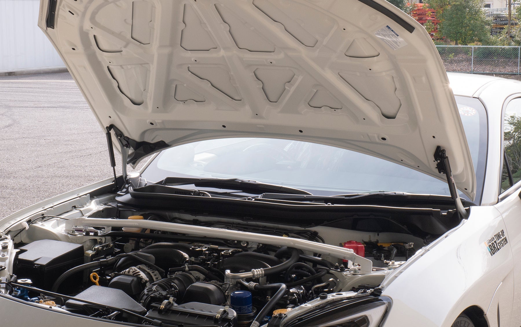 GREDDY ENGINE HOOD LIFTER FOR TOYOTA GR86 ZN8 SUBARU BRZ ZD8 18510102