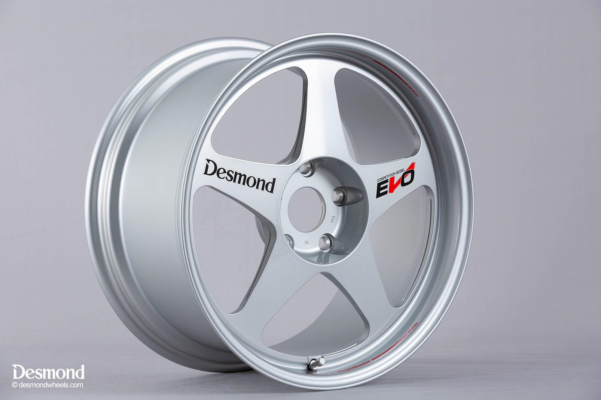 DESMOND REGAMASTER EVO II 19X12.0 +20 5X114.3 GLOSS SILVER DESMOND-00193