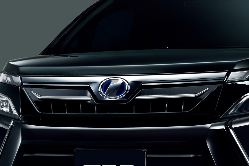 TRD FRONT GRILL (NO LED) BLACKISH AGEHA (221)  For VOXY 8# ZS ZS  MS320-28020-C1