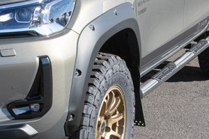 JAOS OVER FENDER TYPE-X PAINTED MATTE BLACK FOR TOYOTA HILUX SURF 125 B137098MB