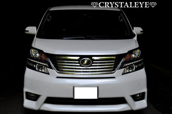 CRYSTAL EYE HEADLIGHT GARNISH WITH BUILT-IN LED DAYTIME RUNNING LIGHTS LED EYE (CHROME GARNISH, WHITE LED) FOR TOYOTA VELLFIRE ZENKI E005CW