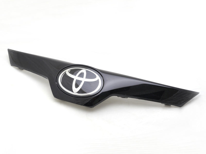CUSCO FRONT GRILL TOYOTA EMBLEM NORTH AMERICA SPEC FOR TOYOTA COROLLA SPORTS NRE210H ZWE211H 1A9 820 G