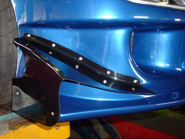 RE-AMEMIYA CANARD-PRO FOR UNDER SWEEP CARBON FOR MAZDA RX-7 FD3S D0-022530-123