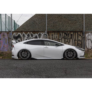 RESULT JAPAN AERO 3-PIECE SET FOR TOYOTA PRIUS MXWH60 RESULTJAPAN-00144