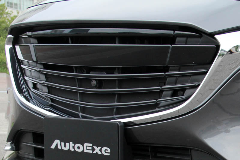 AUTOEXE FRONT GRILLE PIANO BLACK AND MATTE BLACK FOR MAZDA MAZDA6 ATENZA GJ SERIES-400001 ONWARDS MGJ2520