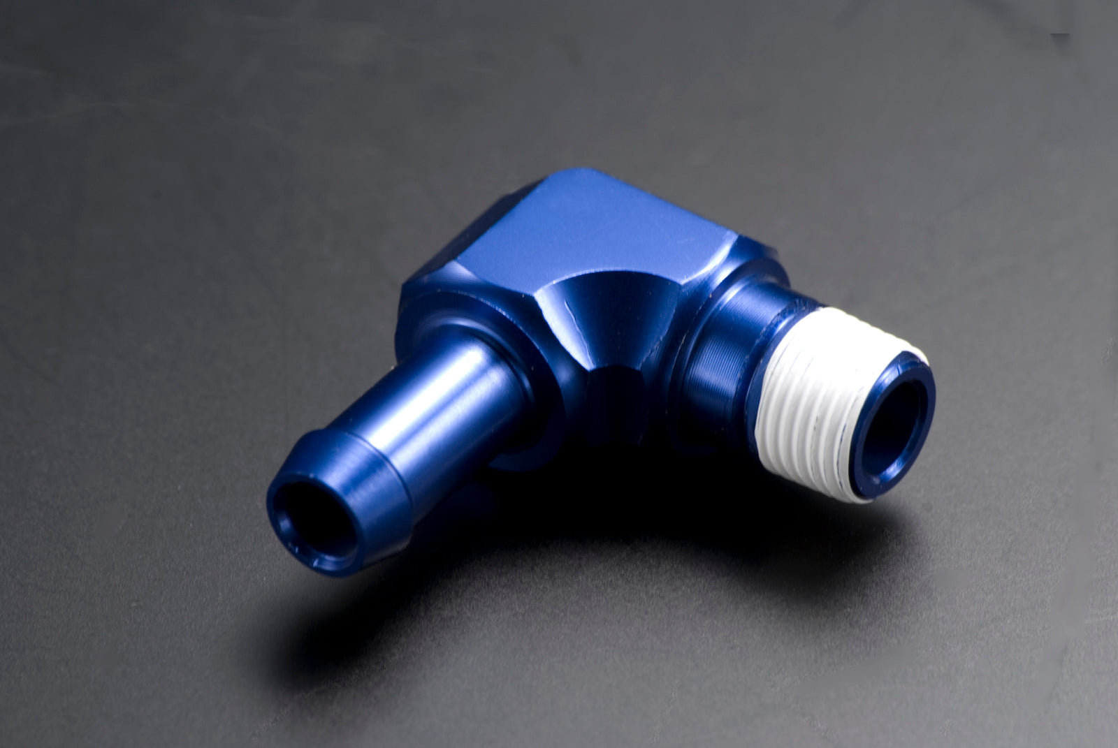 TOMEI #8 ELBOW 1/8NPT  Multiple Fitting 185104