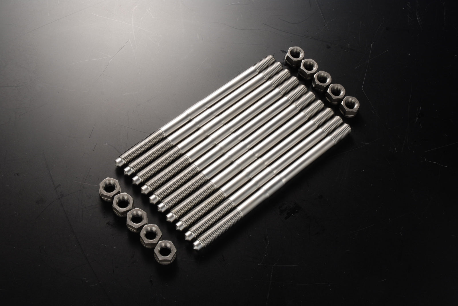 TOMEI HEAD STUDS SET  For TOYOTA 4AG 193071