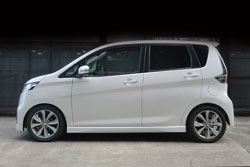 BLITZ ZZ-R COILOVER SUSPENSION SET FOR NISSAN DAYS B43W B44W B45W BR06 BR06-SM21 (TURBO NA) 92527