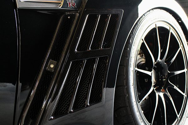 TOP SECRET FRONT FENDER DUCT FOR NISSAN GT-R R35 TOP-SECRET-00111
