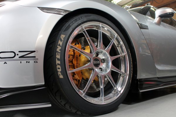 TOP SECRET O・Z 35 GT-R SF TOPSECRET 20X11 15 5X114.3 GLOSS BLACK FOR NISSAN GT-R R35 TOP-SECRET-00179
